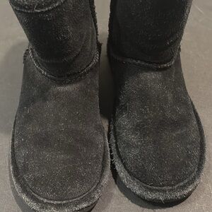 Cozy Black Kids Boots